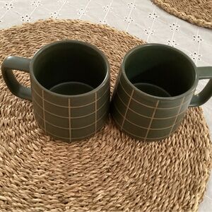 2 cups Heart and Hand with Magnolia.